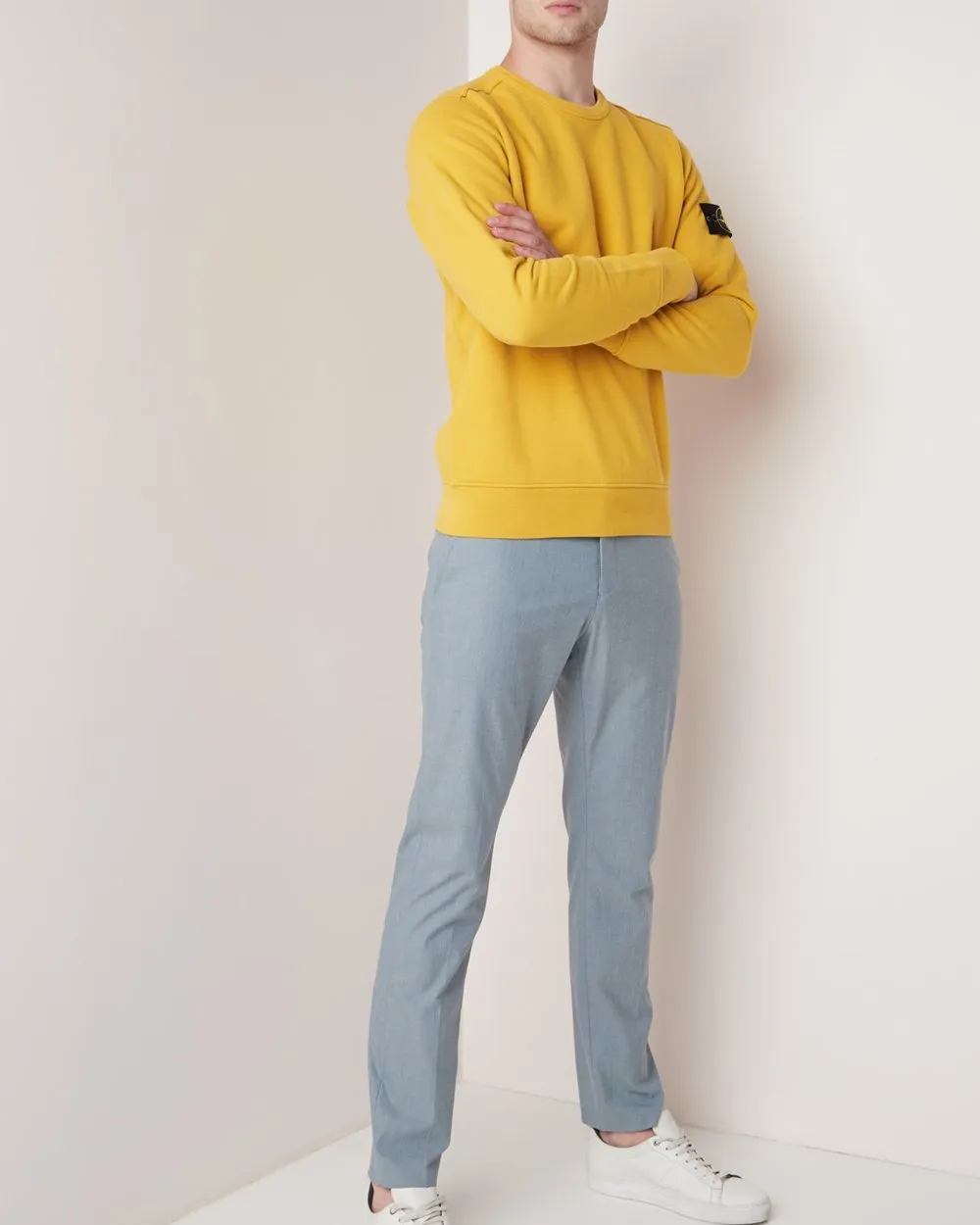 B Bags. Round neck