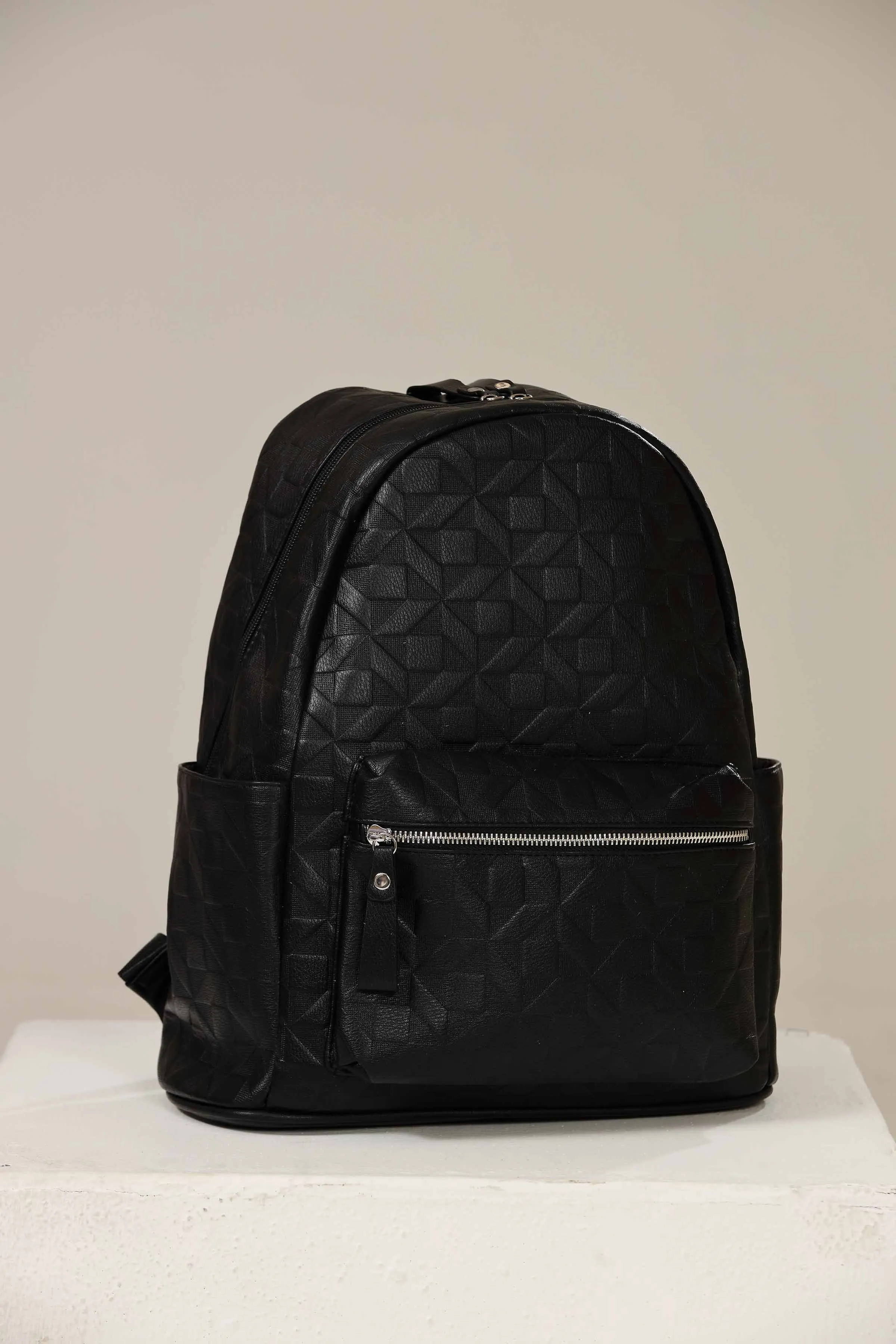 Black Back Pack-437662103