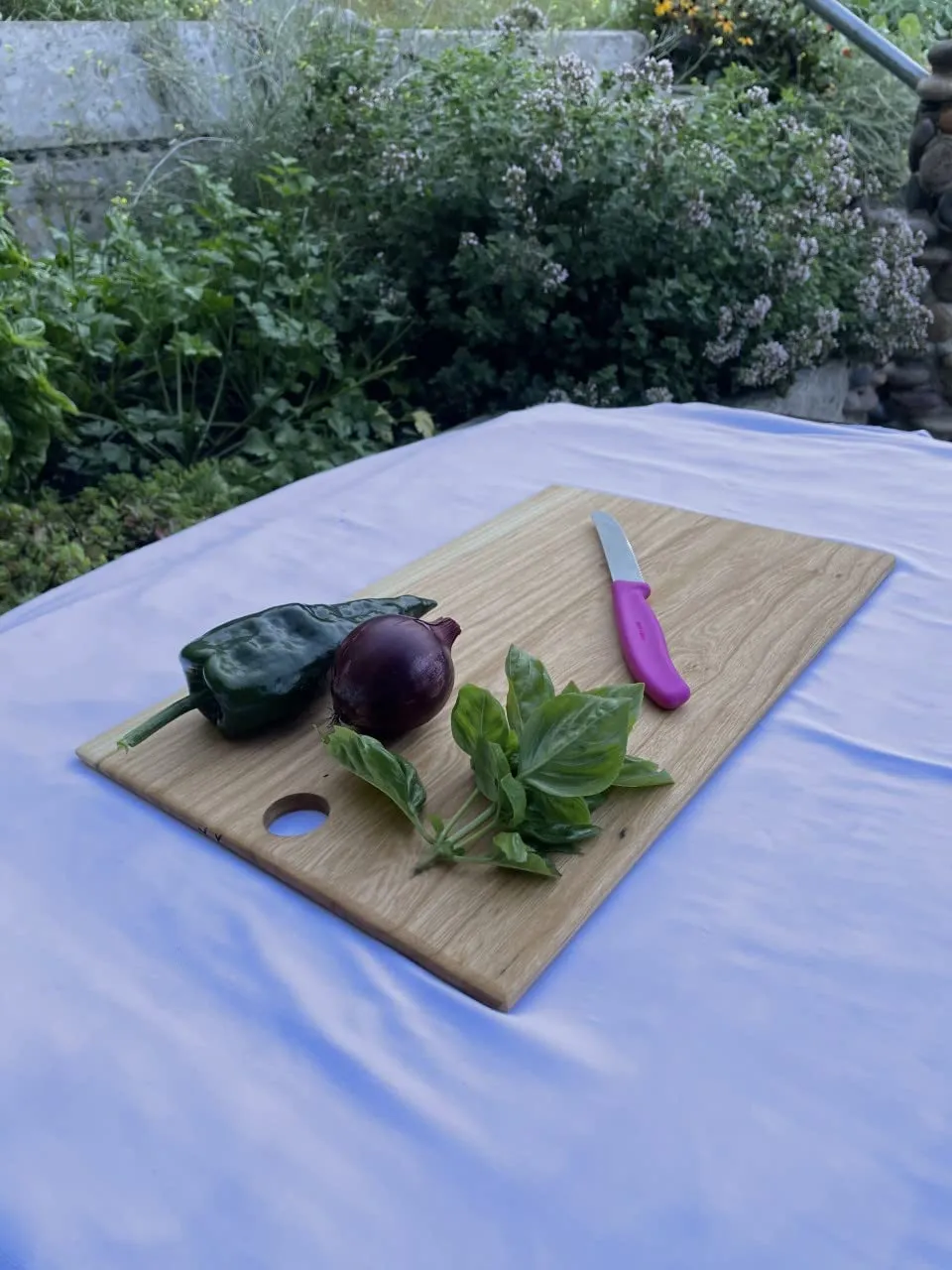 Dream Wood: Handmade Cutting Board - No Glue Seams
