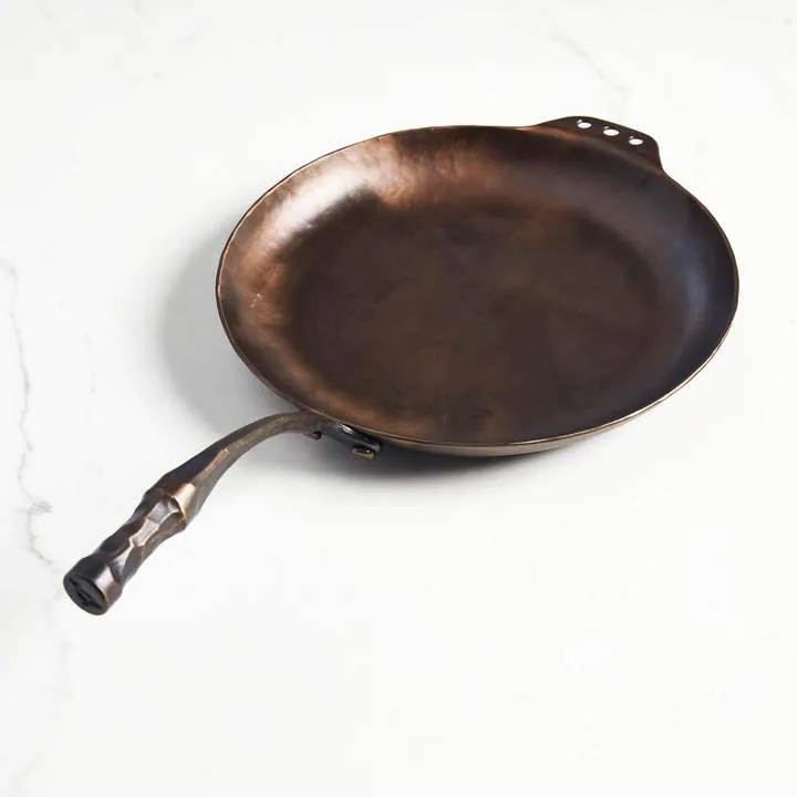 Smithey Ironware Carbon Steel Farmhouse Skillet