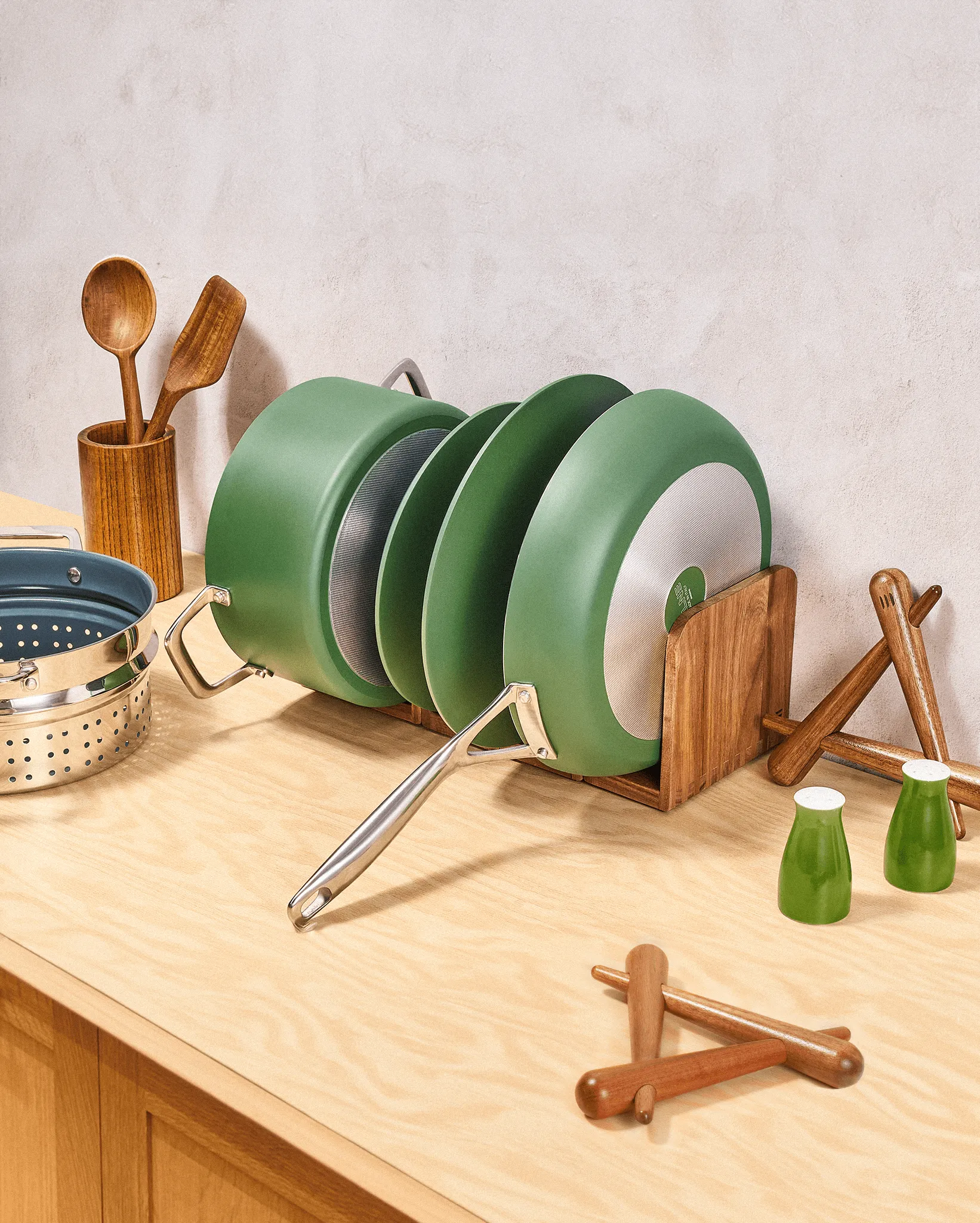The Mini Cookware Couple