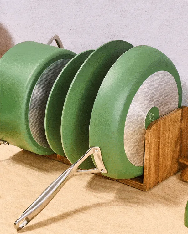 The Mini Cookware Couple