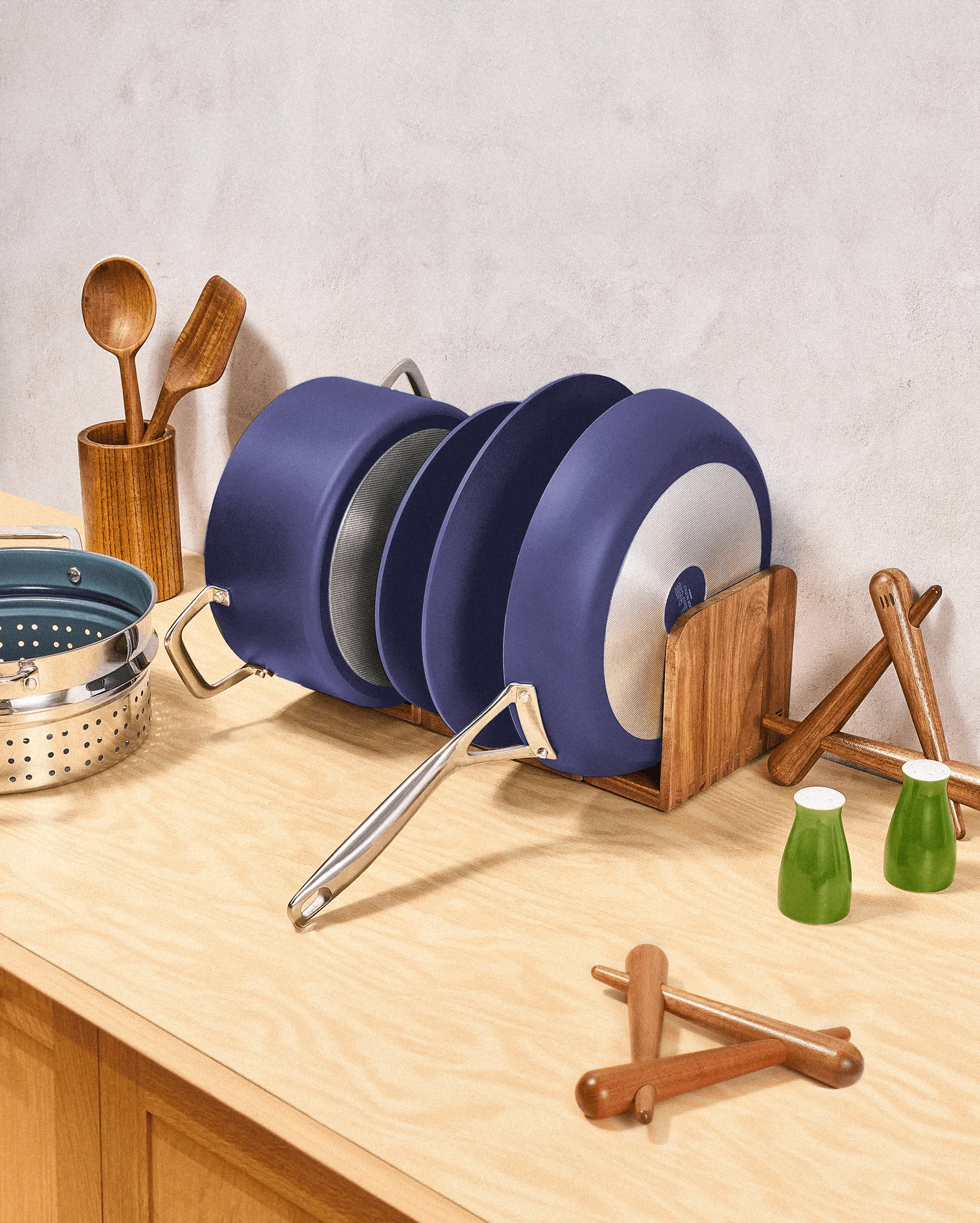 The Mini Cookware Couple