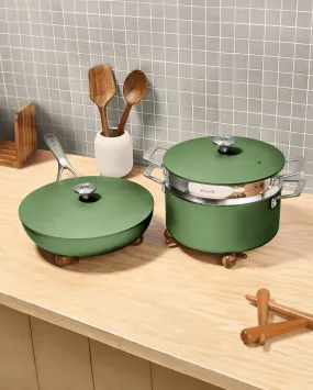 The Mini Cookware Couple