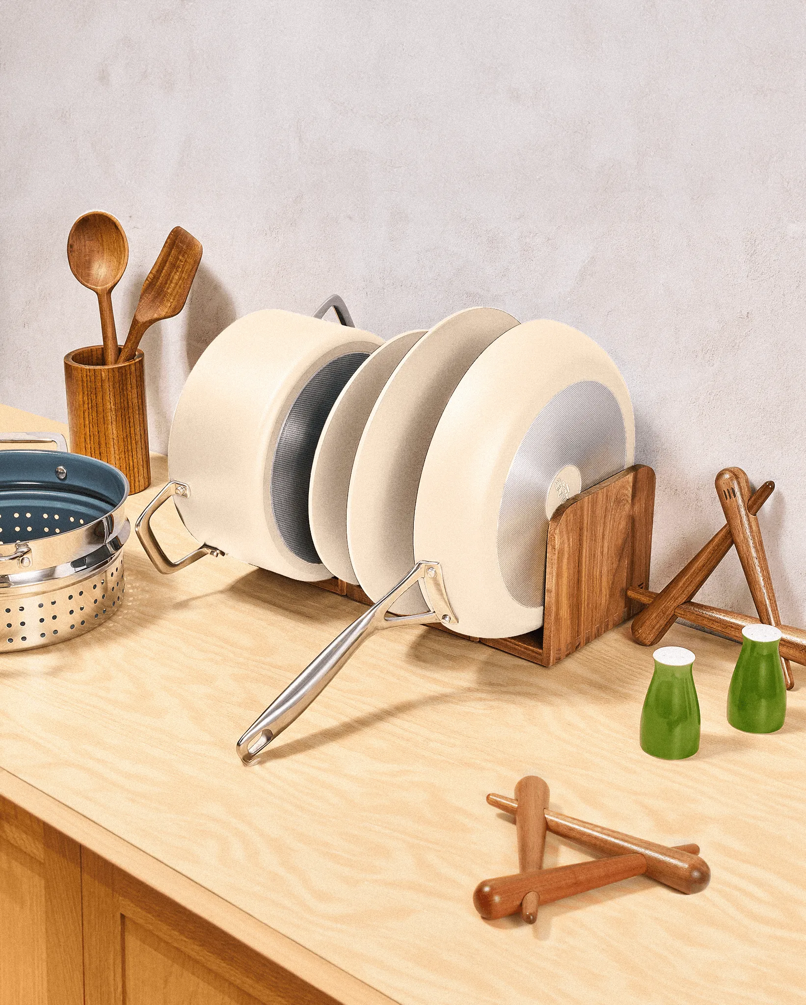 The Mini Cookware Couple