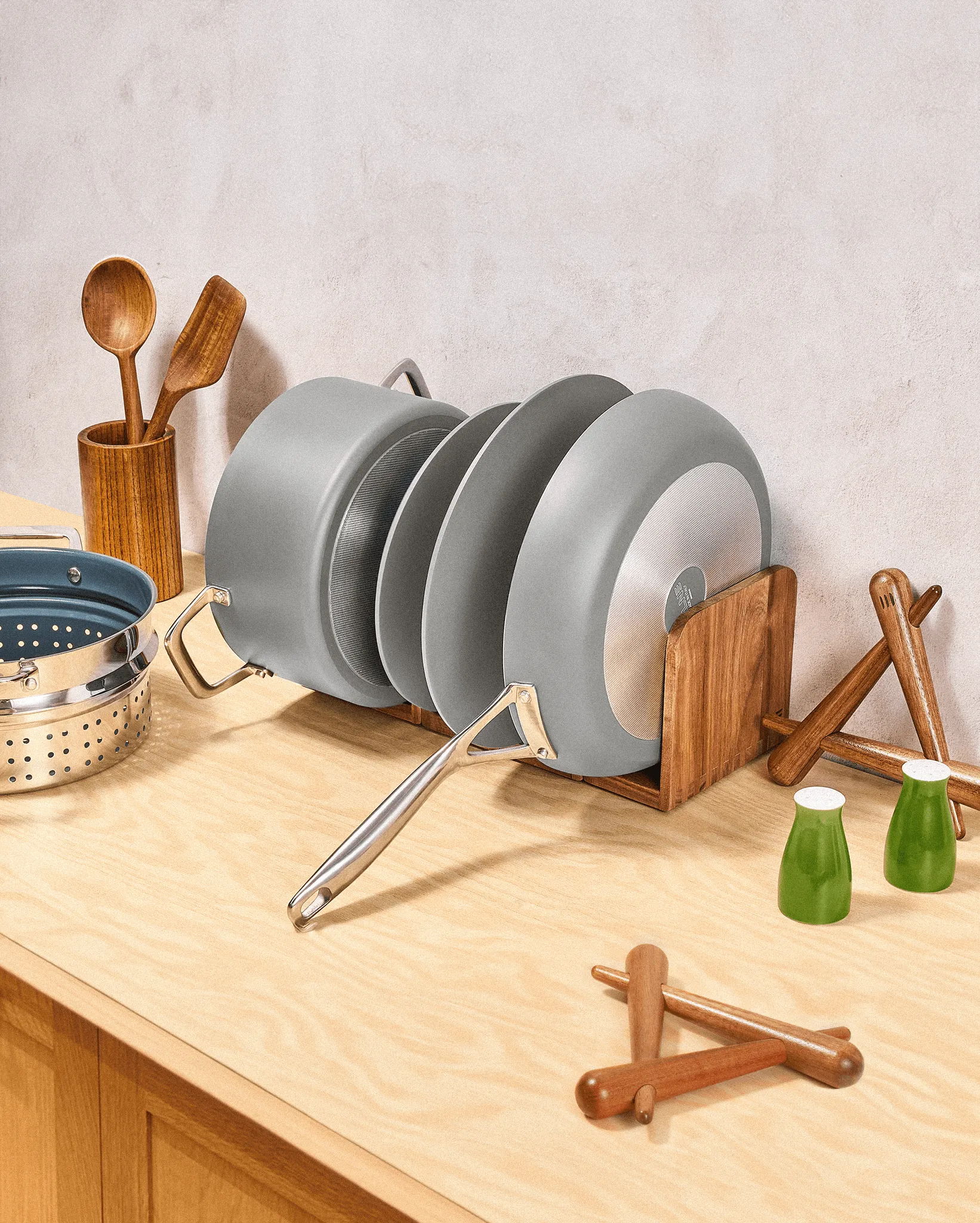 The Mini Cookware Couple
